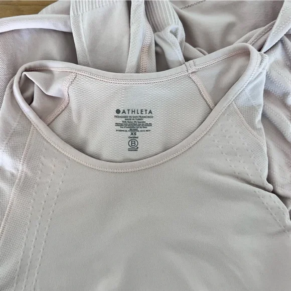 Athleta seamlessLight Pink Long Sleeve Top - Picture 5 of 6